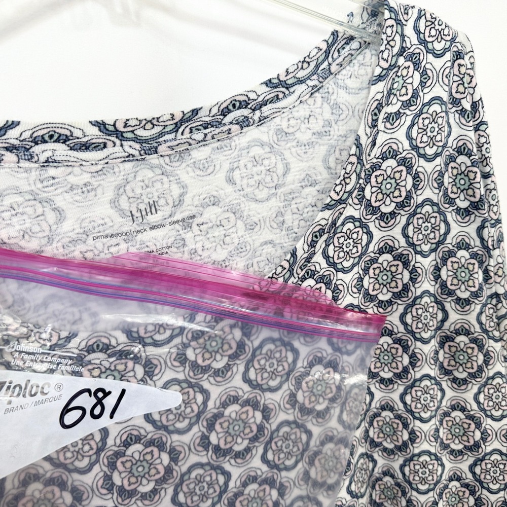 J. Jill Plus Size 4X Top Blue White Cotton Floral Medallion Boho Cottagecore 681 - Picture 7 of 7